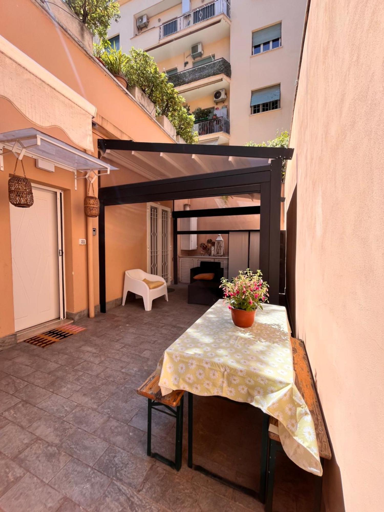 Roma Caracalla Apartament With Garden Exterior photo